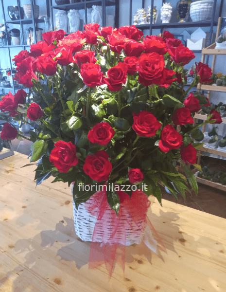 Cestino o ciotola rose rosse extra minimo 9 rose